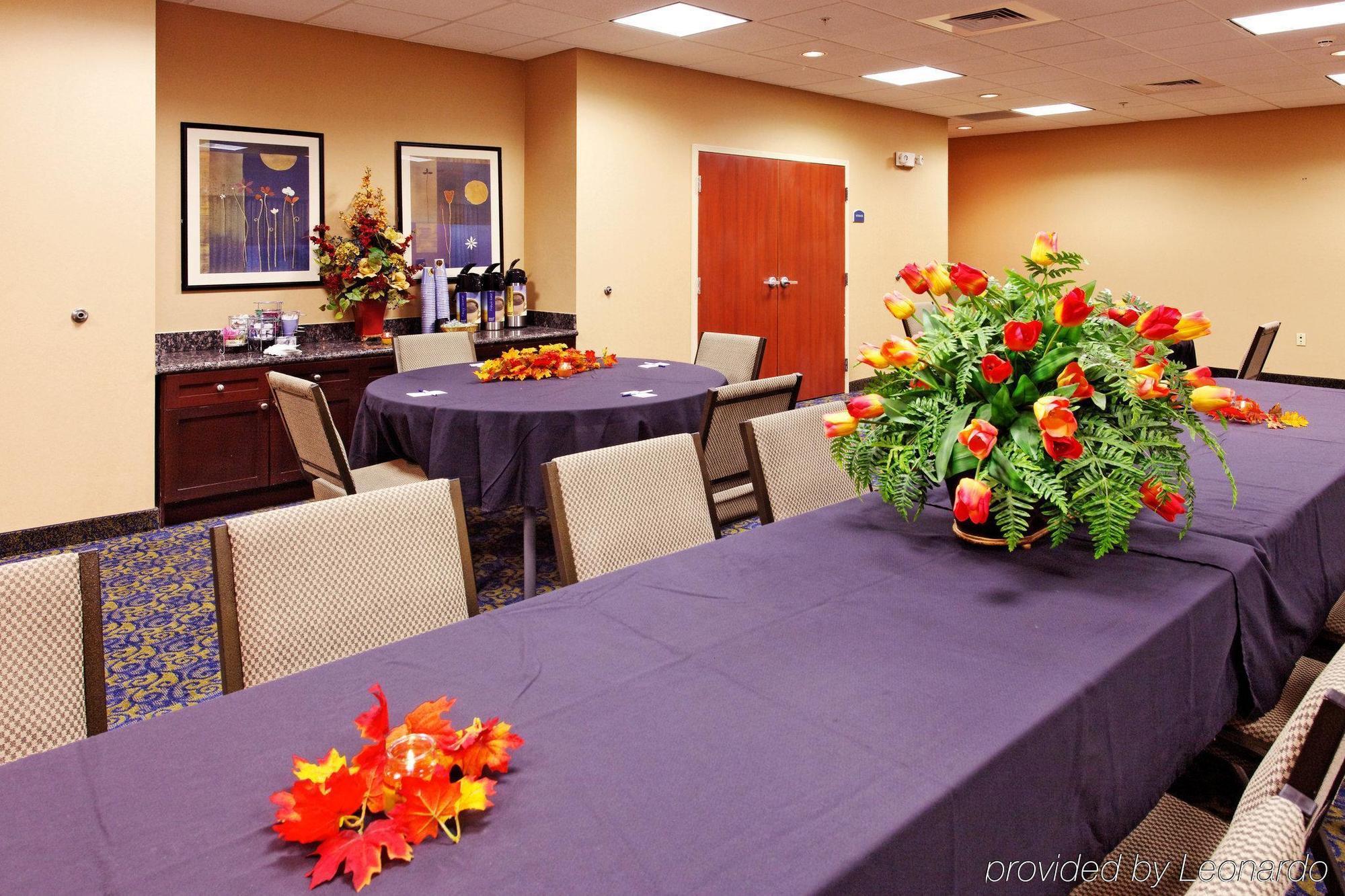 Holiday Inn Express & Suites Cookeville By Ihg Einrichtungen foto